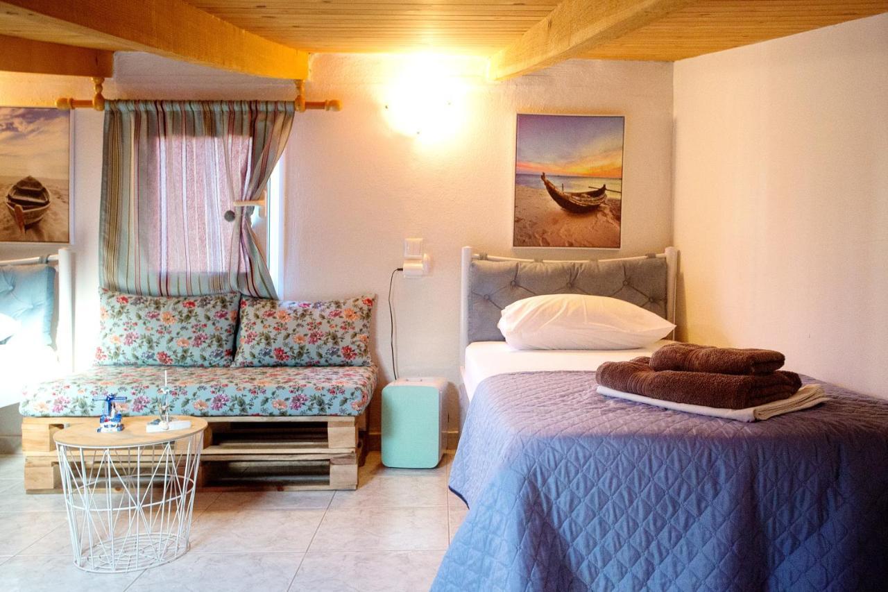 Holiday House Ioanna 2 - Loft Nea Peramos  Exterior photo
